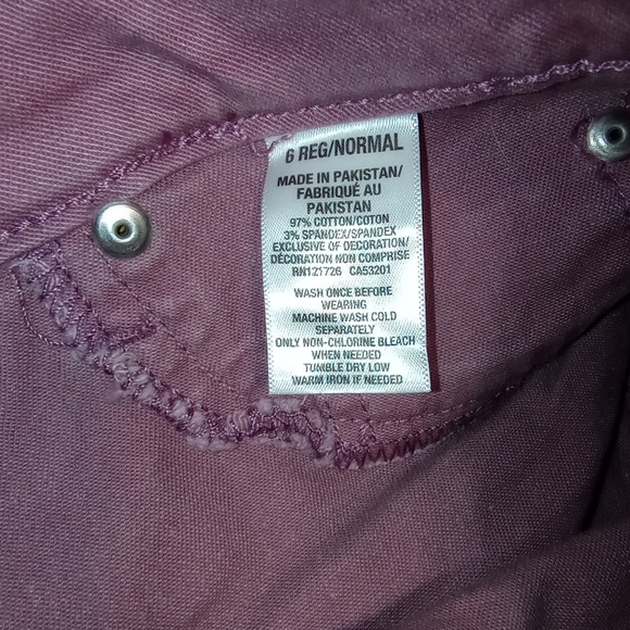 Aeropostale Designed NYC Knees Rips Grape Skinny High Waisted Jegging Jeans - Picture 6 of 11